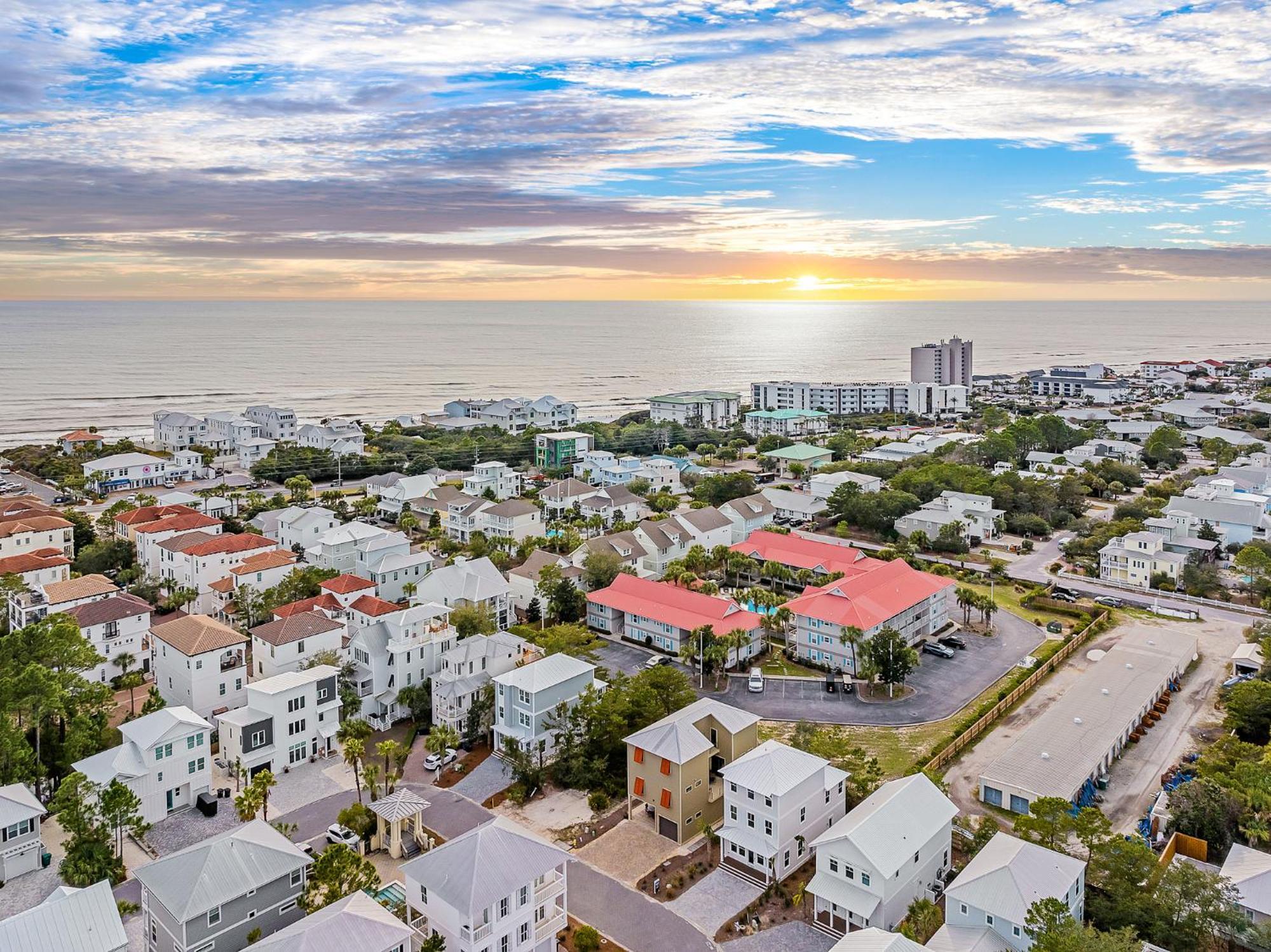 Shellabrate Good Times A Brand New Home For 2024 Only 3 Blocks To The Beach With Community Pool Santa Rosa Beach Dış mekan fotoğraf